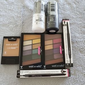NWT Wet and Wild bundle 7 items